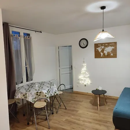 A 25 Minutes De Paris. Apartment Argenteuil